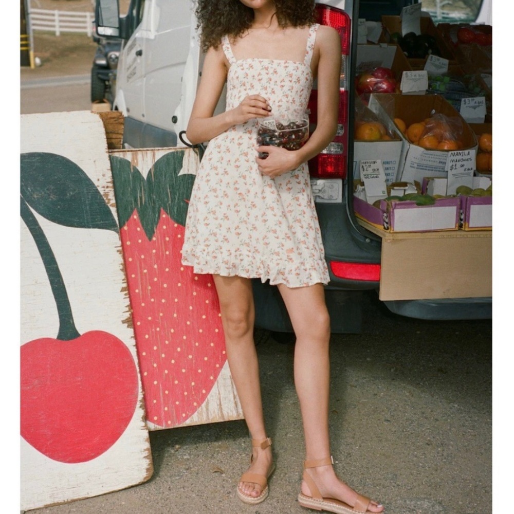 *SOLD* NWT Abercrombie & Fitch Smocked Squareneck Mini Dress, White Peach, MTall - Picture 3 of 15